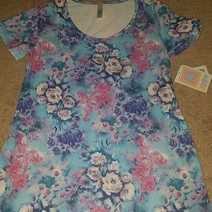 NWT Lularoe watercolor Classic T sz XS